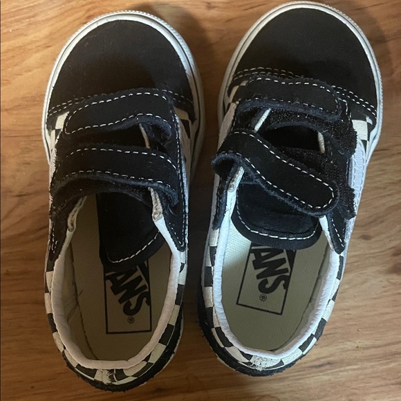 Vans Kids Black and Cream Checkered Sneakers - Picture 4 of 7
